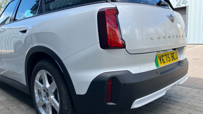 MINI Countryman 150kW E Monochrome 66kWh 5dr Auto Electric Hatchback